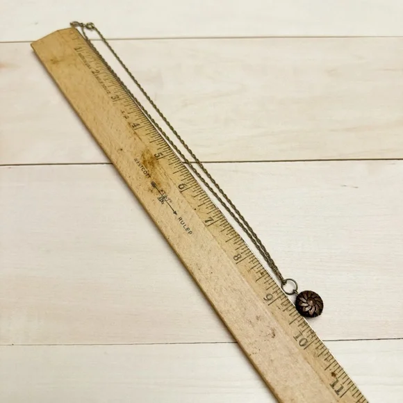 Vintage Avon Copper Pendant Necklace Dainty - Picture 3 of 7